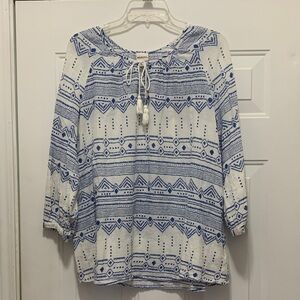 3/$15 Merona 100% Cotton Blue and White Geometric Blouse Size Large